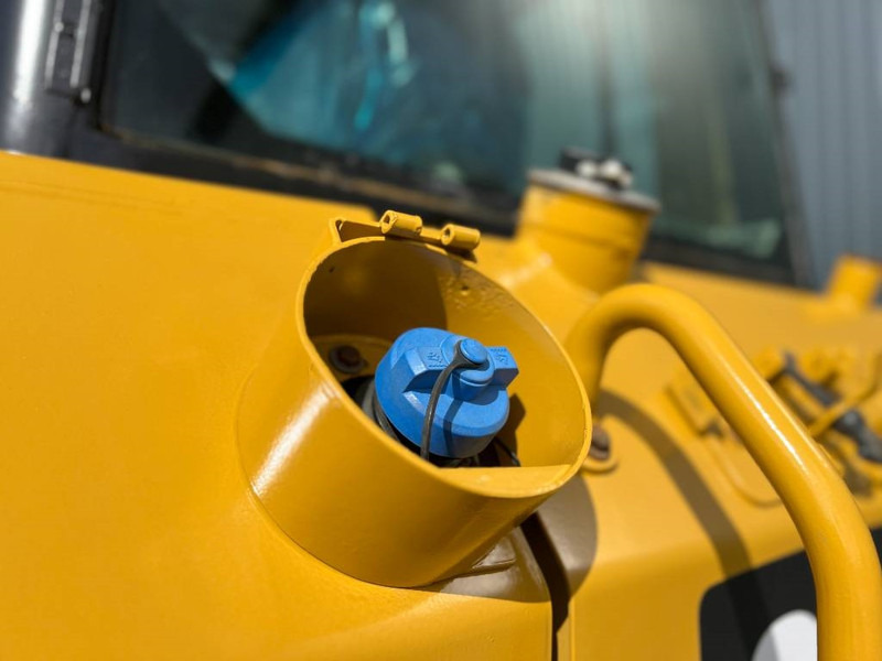 Cat D6N LGP - Buldózer: 5 kép. Cat D6N LGP - Buldózer: 5 kép.