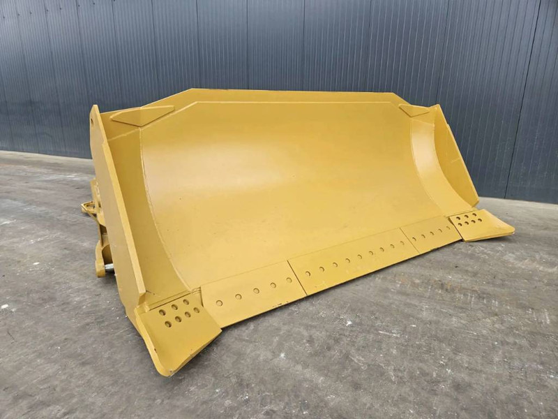 Cat D8T - Tolólap - Építőipari gépek: 3 kép. Cat D8T - Tolólap - Építőipari gépek: 3 kép.