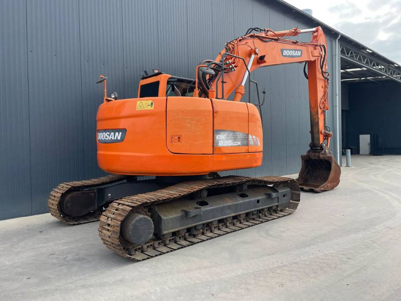 Doosan DX235LCR - Lánctalpas kotró: 4 kép. Doosan DX235LCR - Lánctalpas kotró: 4 kép.
