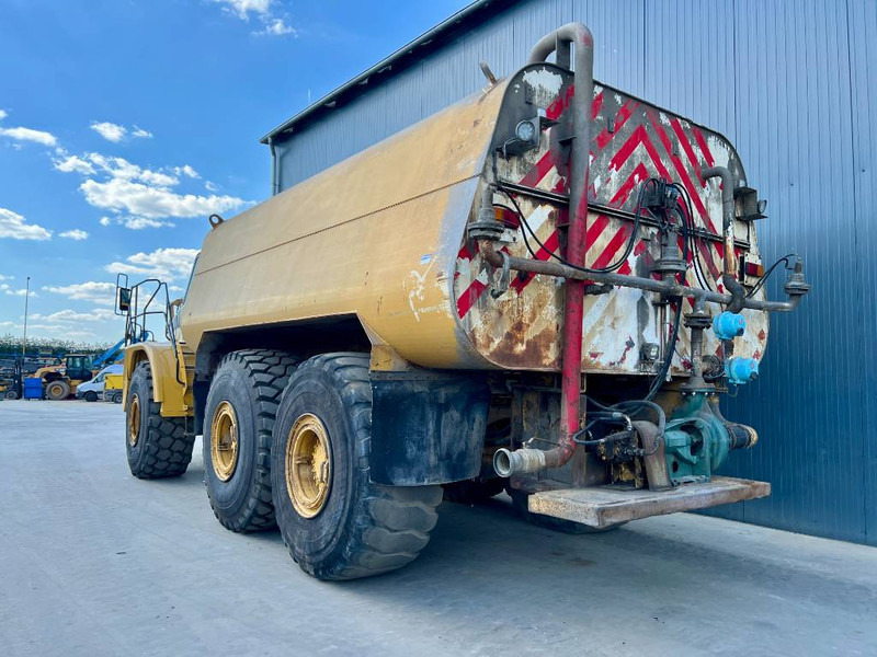 Cat 740 Water Truck - Építőipari gépek: 5 kép. Cat 740 Water Truck - Építőipari gépek: 5 kép.