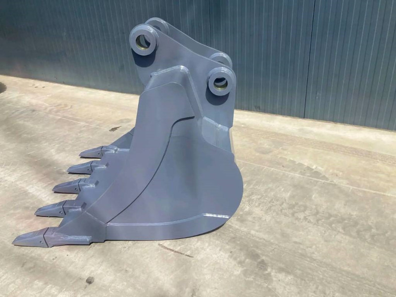 Hitachi ZX225 - 1.20m - Kanál - Építőipari gépek: 4 kép. Hitachi ZX225 - 1.20m - Kanál - Építőipari gépek: 4 kép.