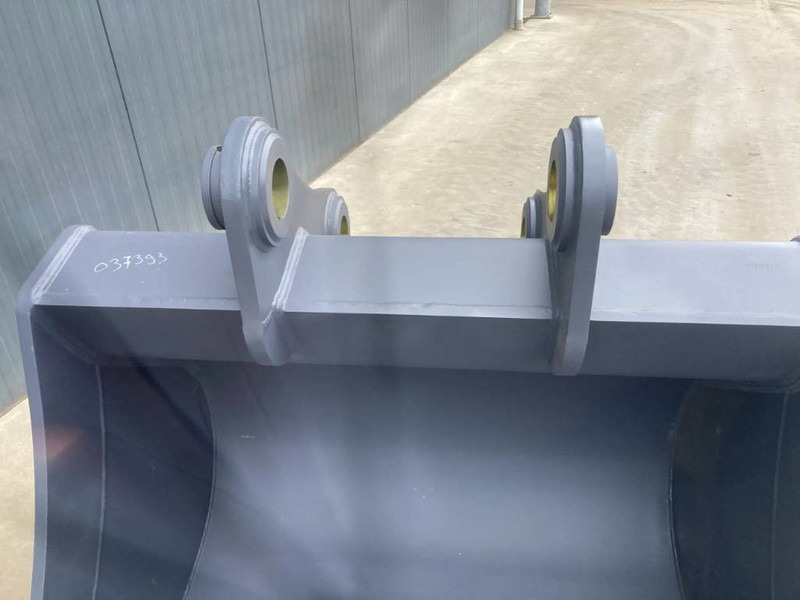 Hitachi ZX290 - Kanál - Építőipari gépek: 5 kép. Hitachi ZX290 - Kanál - Építőipari gépek: 5 kép.