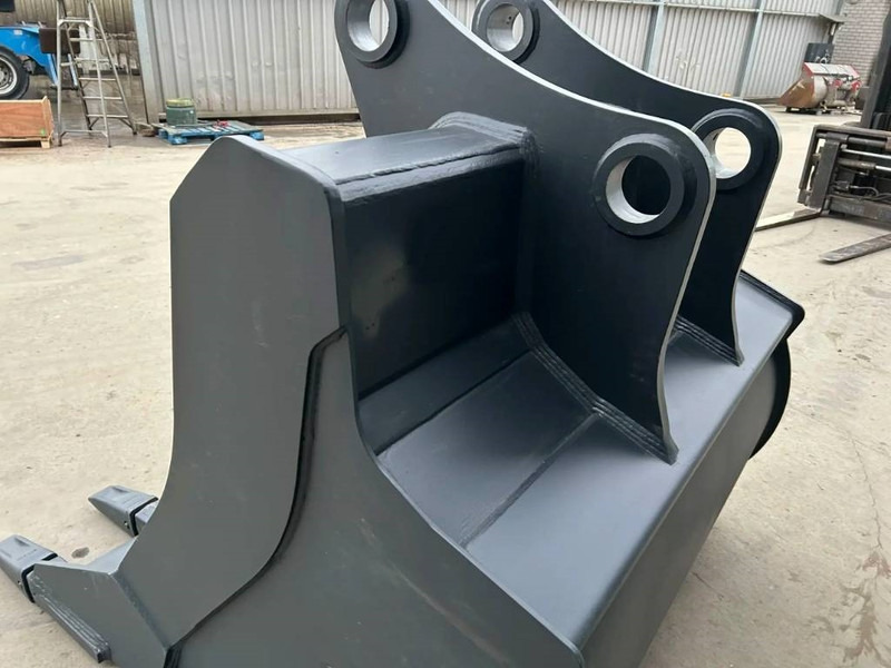 Hitachi ZX360 1.60m - Kanál - Építőipari gépek: 5 kép. Hitachi ZX360 1.60m - Kanál - Építőipari gépek: 5 kép.