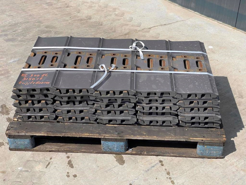 Hyundai R280 / R290 / R320 Shoes/Pads - Keret/ Alváz - Építőipari gépek: 4 kép. Hyundai R280 / R290 / R320 Shoes/Pads - Keret/ Alváz - Építőipari gépek: 4 kép.