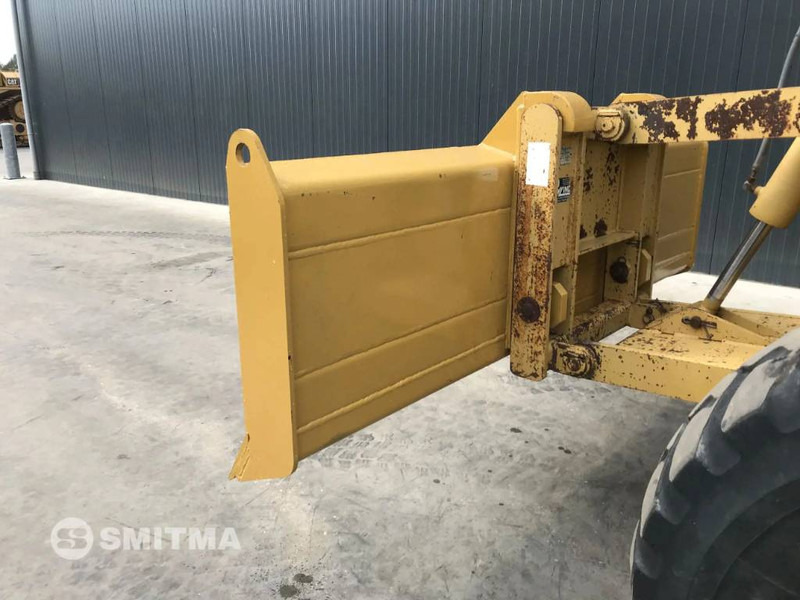Komatsu QR - Tolólap - Építőipari gépek: 5 kép. Komatsu QR - Tolólap - Építőipari gépek: 5 kép.