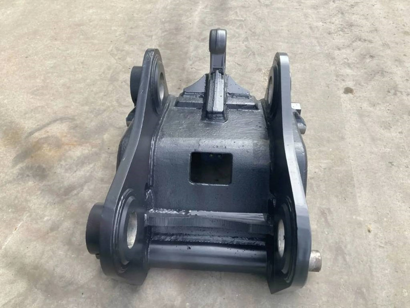 Smitma CW40 - EC210 - Gyorscsatlakozó - Építőipari gépek: 4 kép. Smitma CW40 - EC210 - Gyorscsatlakozó - Építőipari gépek: 4 kép.