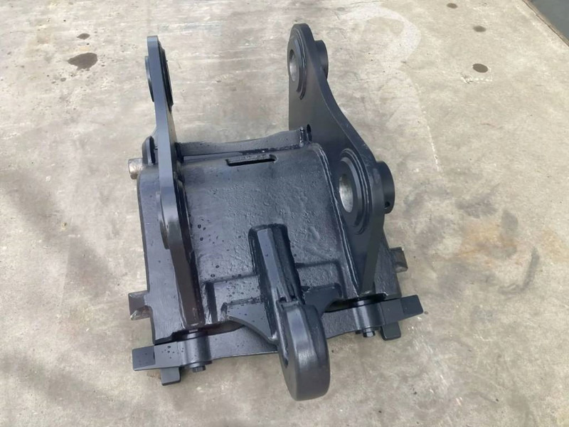 Smitma CW40 - EC220 - Gyorscsatlakozó - Építőipari gépek: 5 kép. Smitma CW40 - EC220 - Gyorscsatlakozó - Építőipari gépek: 5 kép.