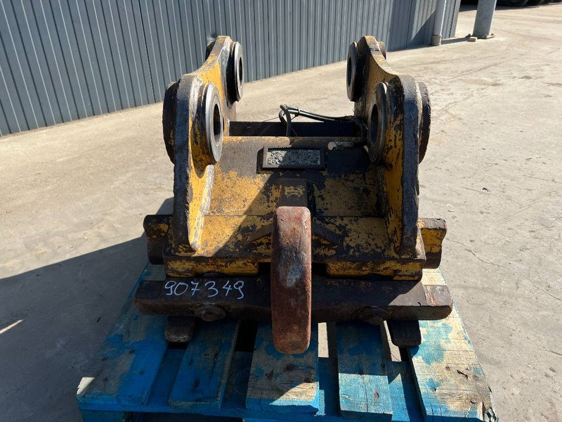 Verachtert CW45S - 329E - Gyorscsatlakozó - Építőipari gépek: 2 kép. Verachtert CW45S - 329E - Gyorscsatlakozó - Építőipari gépek: 2 kép.