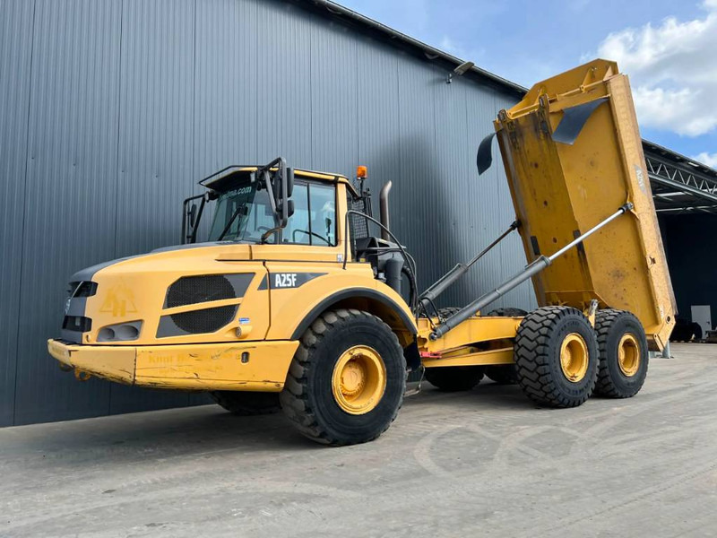 Volvo A25F - Csuklós dömper: 5 kép. Volvo A25F - Csuklós dömper: 5 kép.