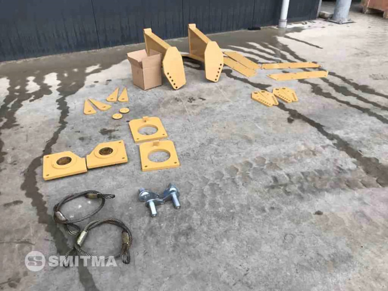 Volvo A35E - Emelőhátfal - Építőipari gépek: 5 kép. Volvo A35E - Emelőhátfal - Építőipari gépek: 5 kép.