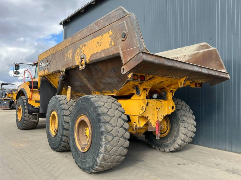 Volvo A35G - Csuklós dömper: 2 kép. Volvo A35G - Csuklós dömper: 2 kép.