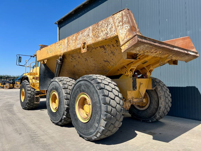 Volvo A40D - Csuklós dömper: 3 kép. Volvo A40D - Csuklós dömper: 3 kép.