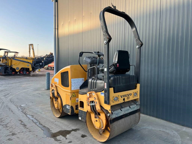 Volvo DD22 - Henger: 2 kép. Volvo DD22 - Henger: 2 kép.