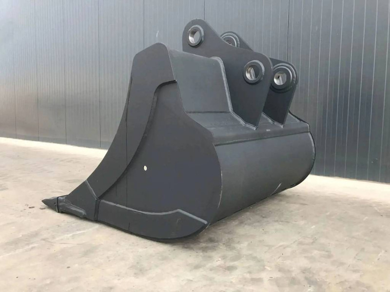 Volvo EC210 - Kanál - Építőipari gépek: 5 kép. Volvo EC210 - Kanál - Építőipari gépek: 5 kép.