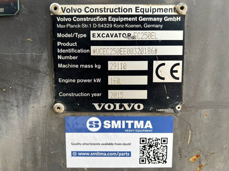 Volvo EC250E L - Lánctalpas kotró: 5 kép. Volvo EC250E L - Lánctalpas kotró: 5 kép.