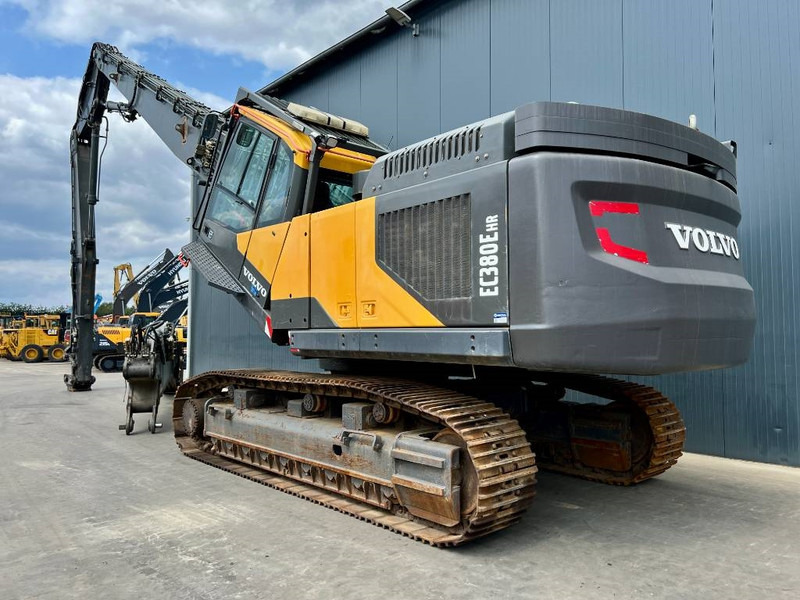 Volvo EC380E HR UHD - Lánctalpas kotró: 5 kép. Volvo EC380E HR UHD - Lánctalpas kotró: 5 kép.