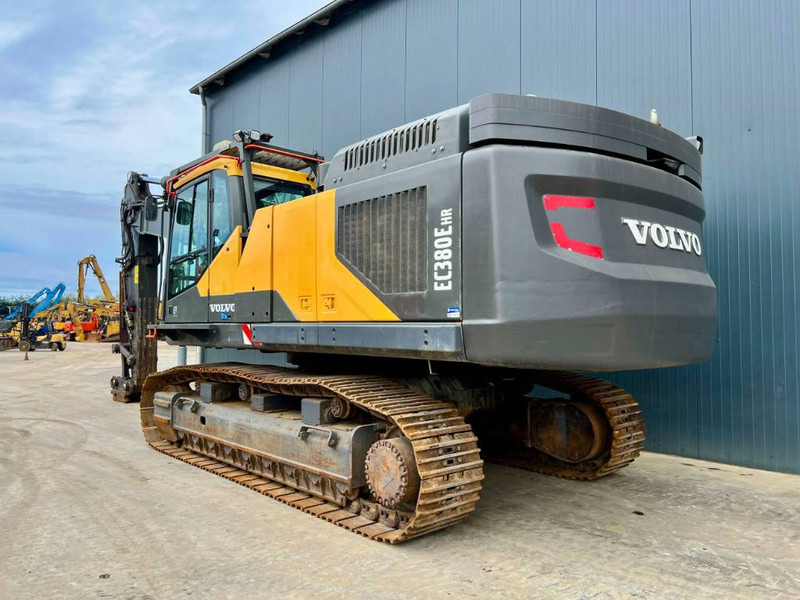 Volvo EC380E HR UHD - Lánctalpas kotró: 5 kép. Volvo EC380E HR UHD - Lánctalpas kotró: 5 kép.