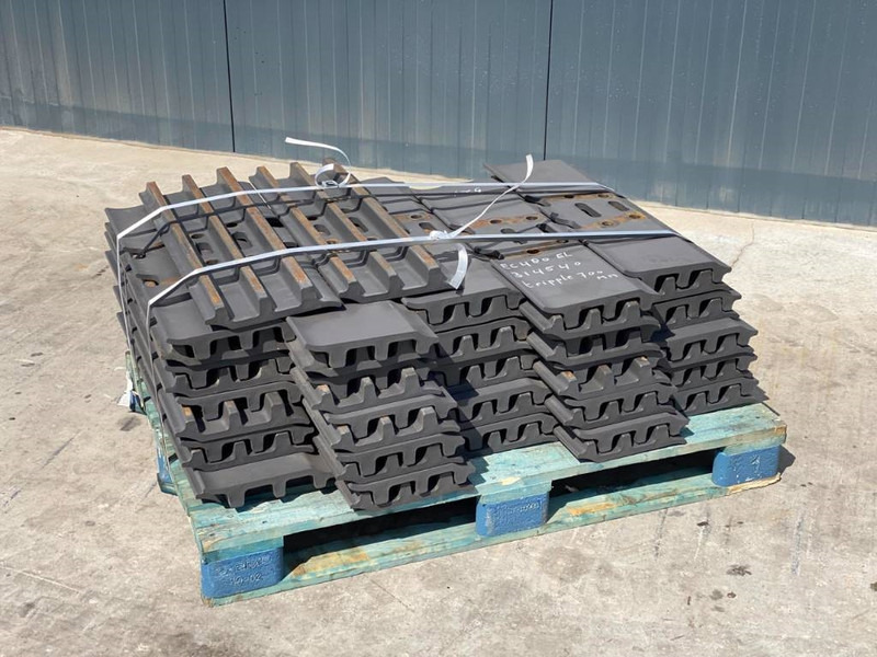 Volvo EC480 Shoes/Pads - Keret/ Alváz - Építőipari gépek: 2 kép. Volvo EC480 Shoes/Pads - Keret/ Alváz - Építőipari gépek: 2 kép.