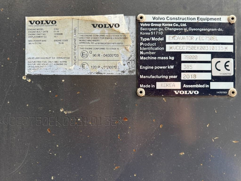 Volvo EC750E L - Lánctalpas kotró: 5 kép. Volvo EC750E L - Lánctalpas kotró: 5 kép.