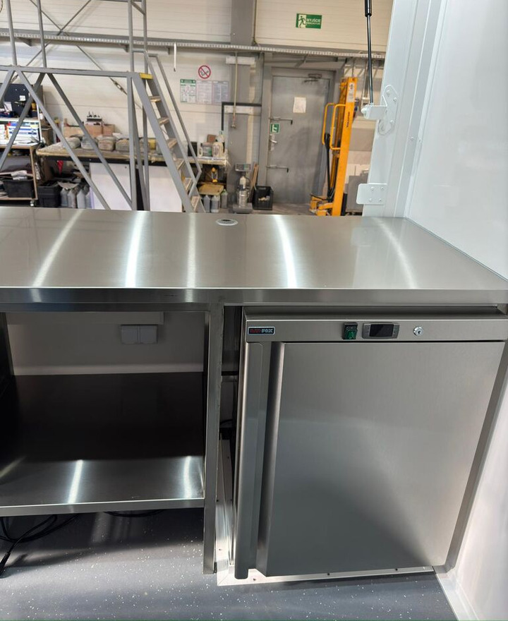 Bannert IMBISS, Przyczepa gastronomiczna, Trailer, Anhänger lízing Bannert IMBISS, Przyczepa gastronomiczna, Trailer, Anhänger: 10 kép.