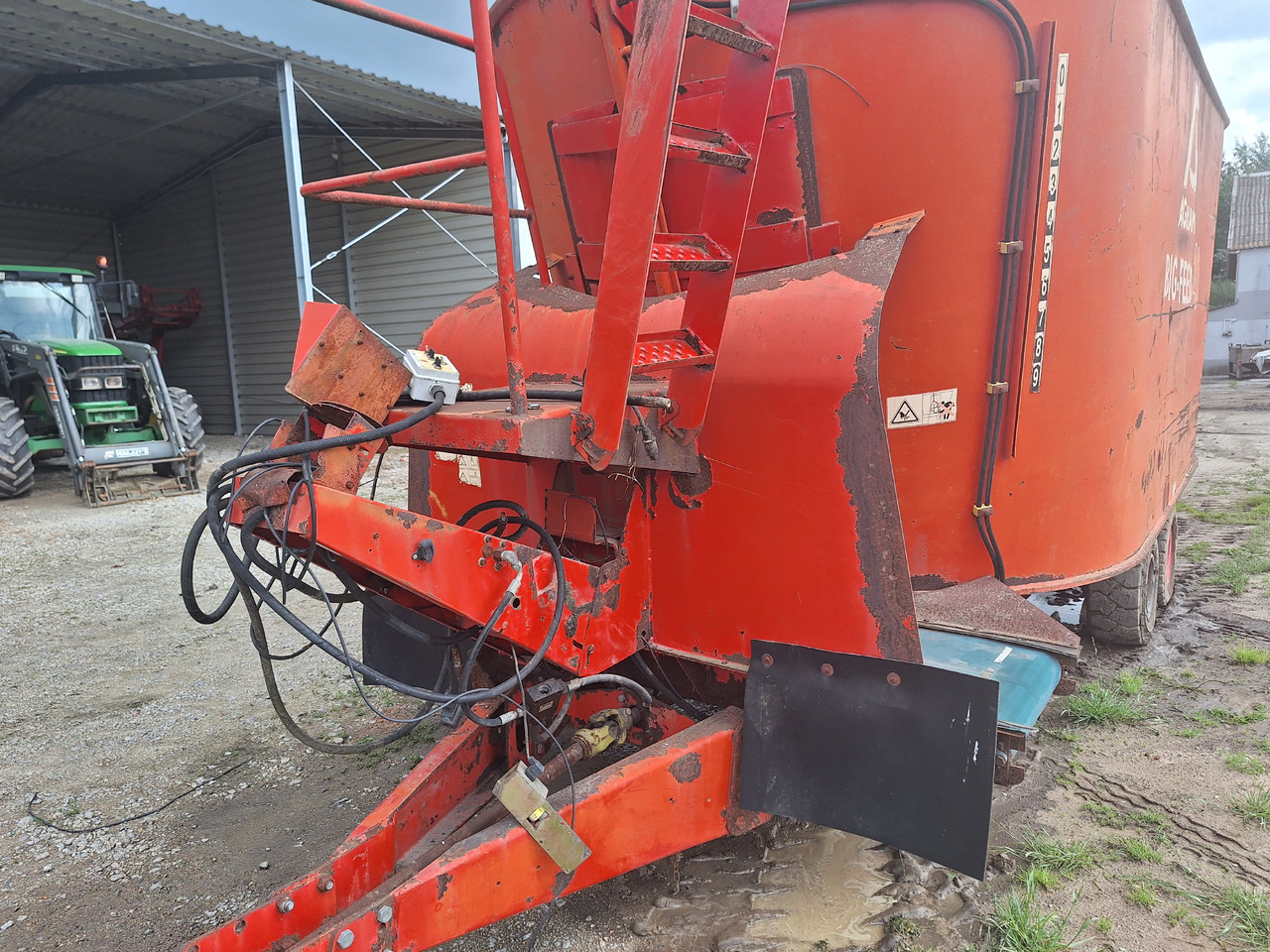 AGRAM BIG-FEED - Etetőkocsi: 4 kép. AGRAM BIG-FEED - Etetőkocsi: 4 kép.