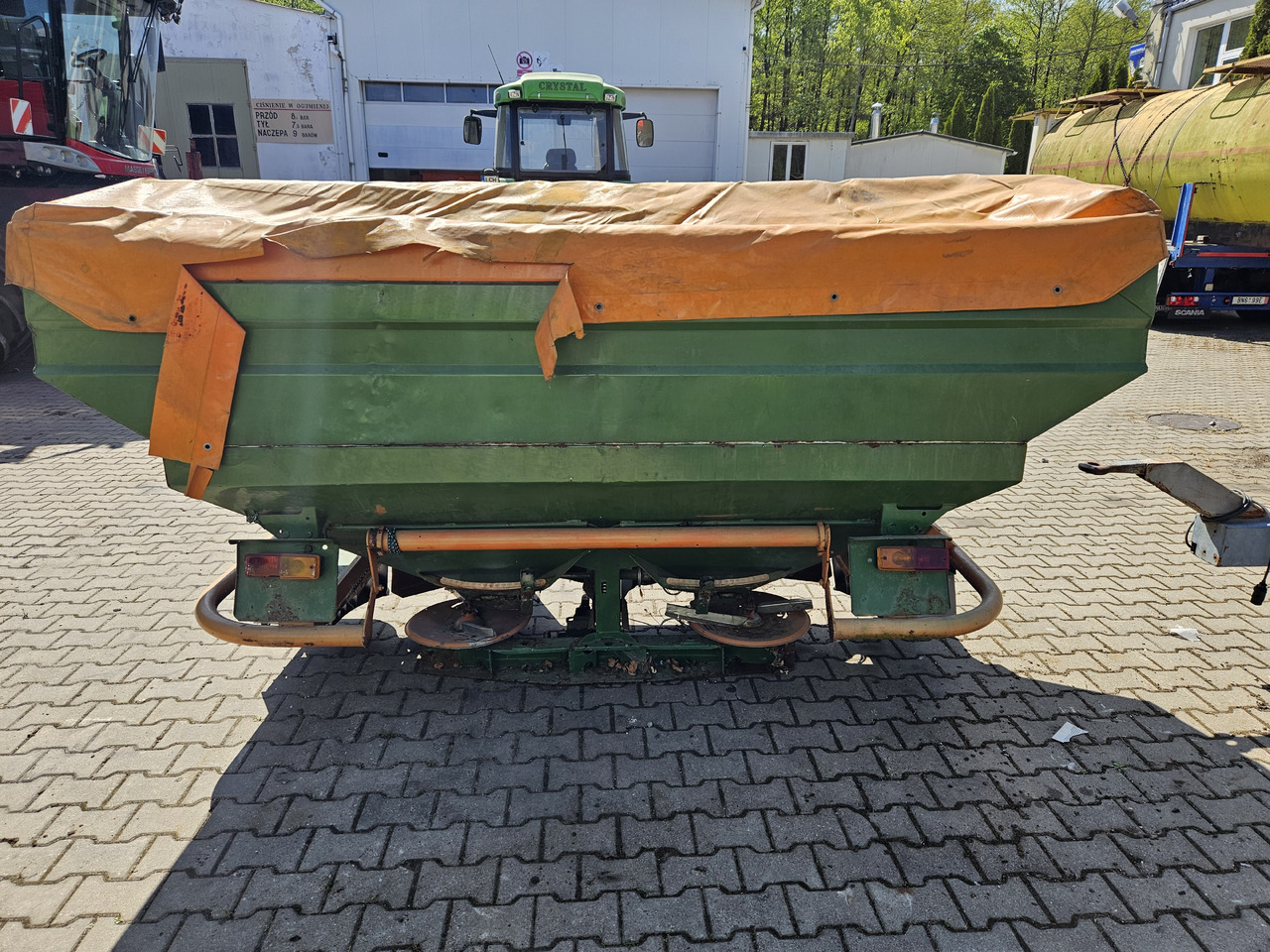 Amazone - Hígtrágya kijuttatás: 3 kép. Amazone - Hígtrágya kijuttatás: 3 kép.