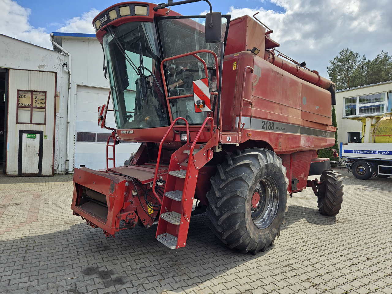 Case 2188E - Kombájn: 1 kép. Case 2188E - Kombájn: 1 kép.