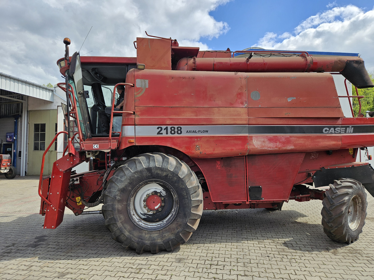Case 2188E - Kombájn: 4 kép. Case 2188E - Kombájn: 4 kép.