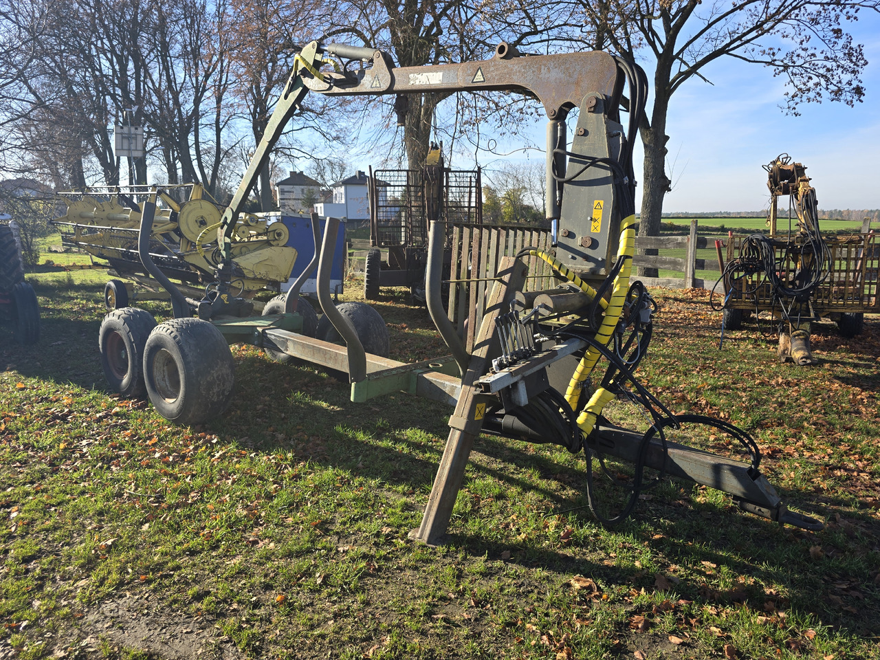 KALLEFALL 15 - Mezőgazdasági pótkocsi: 4 kép. KALLEFALL 15 - Mezőgazdasági pótkocsi: 4 kép.