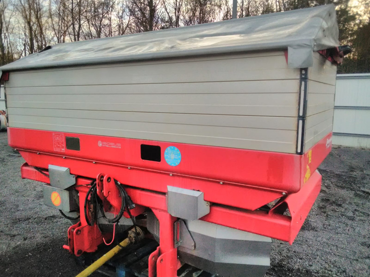 KVERNELAND EXACTA – TL - Műtrágyaszóró: 1 kép. KVERNELAND EXACTA – TL - Műtrágyaszóró: 1 kép.