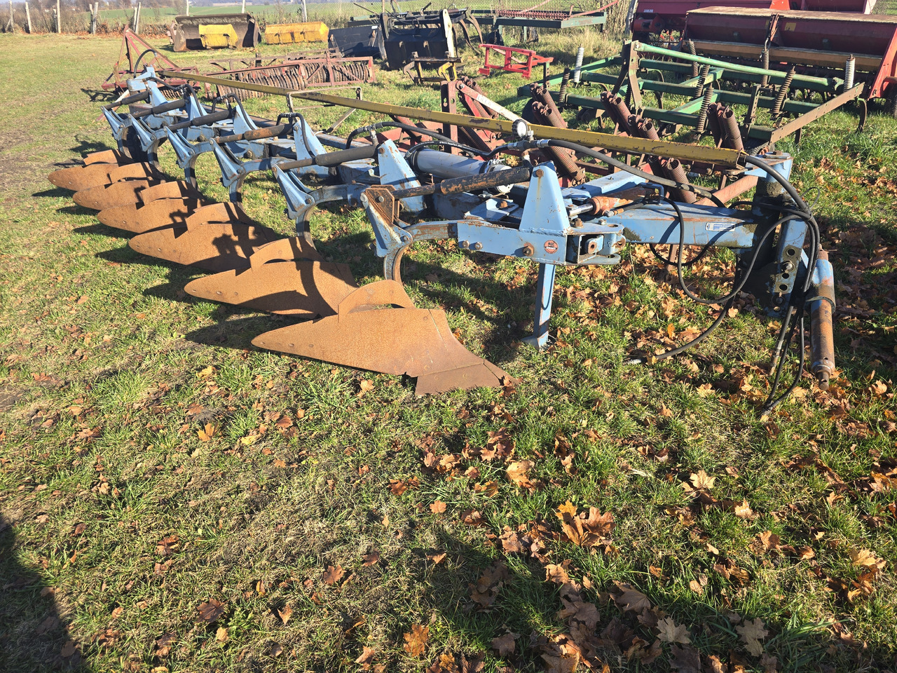 OVERUM 6 - Eke: 1 kép. OVERUM 6 - Eke: 1 kép.