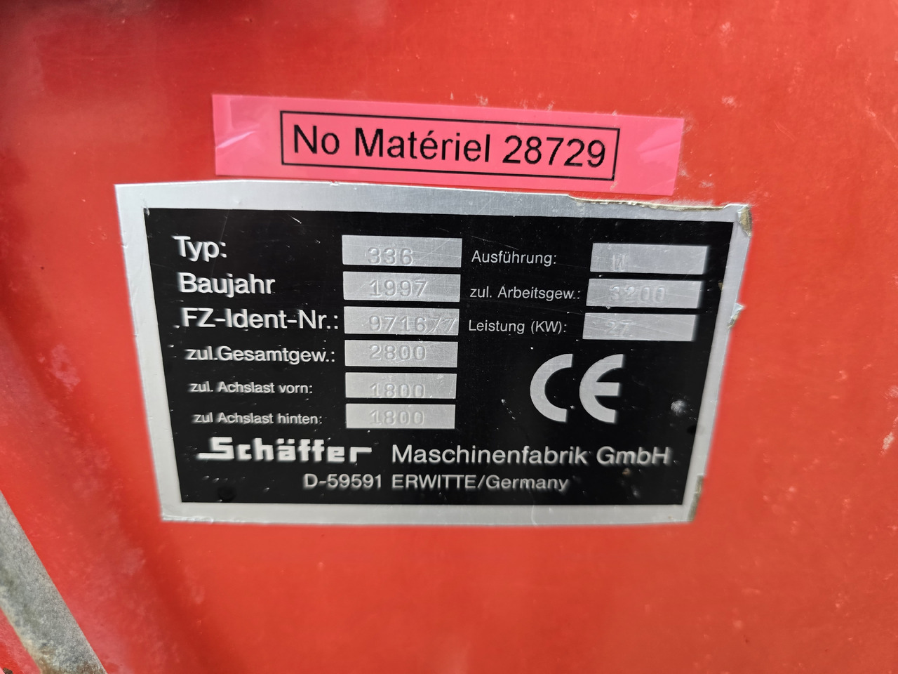 SCHAFFER 336 - Mini homlokrakodó: 2 kép. SCHAFFER 336 - Mini homlokrakodó: 2 kép.
