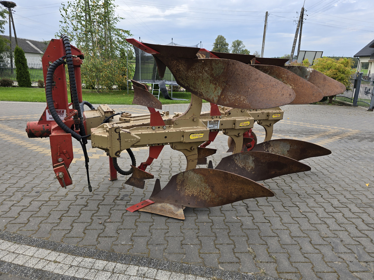 SOC CHARRUES GOIZIN 704 7090 - Eke: 3 kép. SOC CHARRUES GOIZIN 704 7090 - Eke: 3 kép.