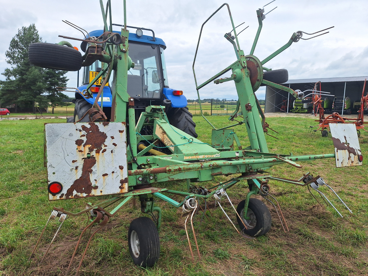 STOLL 2585 - Szénaforgató: 3 kép. STOLL 2585 - Szénaforgató: 3 kép.