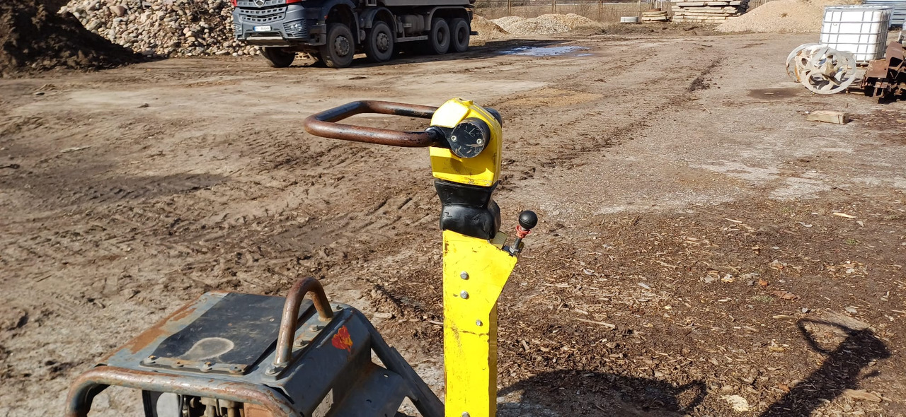 WACKER NEUSON DPU 6555 - Talajtömörítő: 5 kép. WACKER NEUSON DPU 6555 - Talajtömörítő: 5 kép.