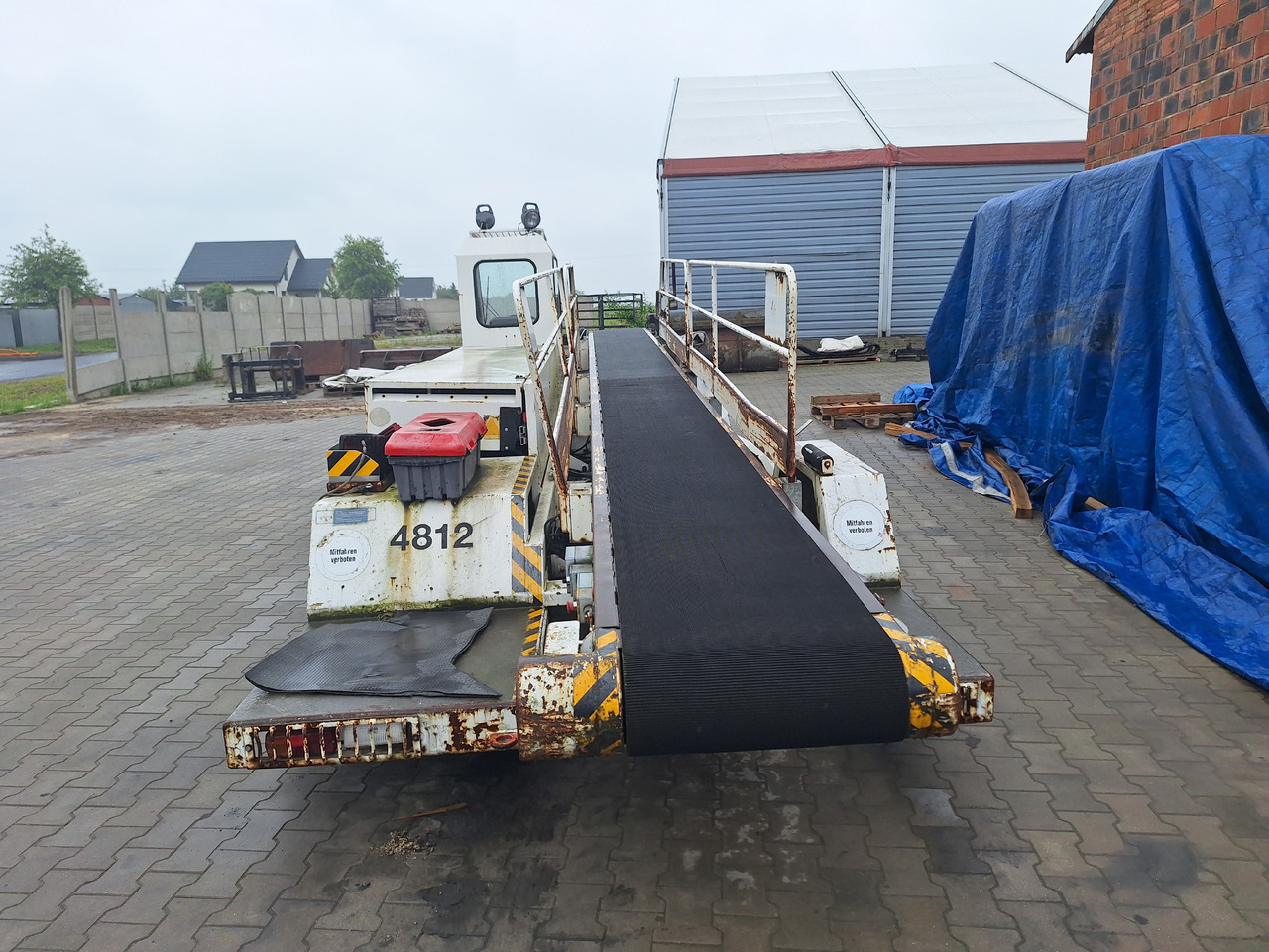 Inna MEF9 - Szállítószalagos jármű: 2 kép. Inna MEF9 - Szállítószalagos jármű: 2 kép.