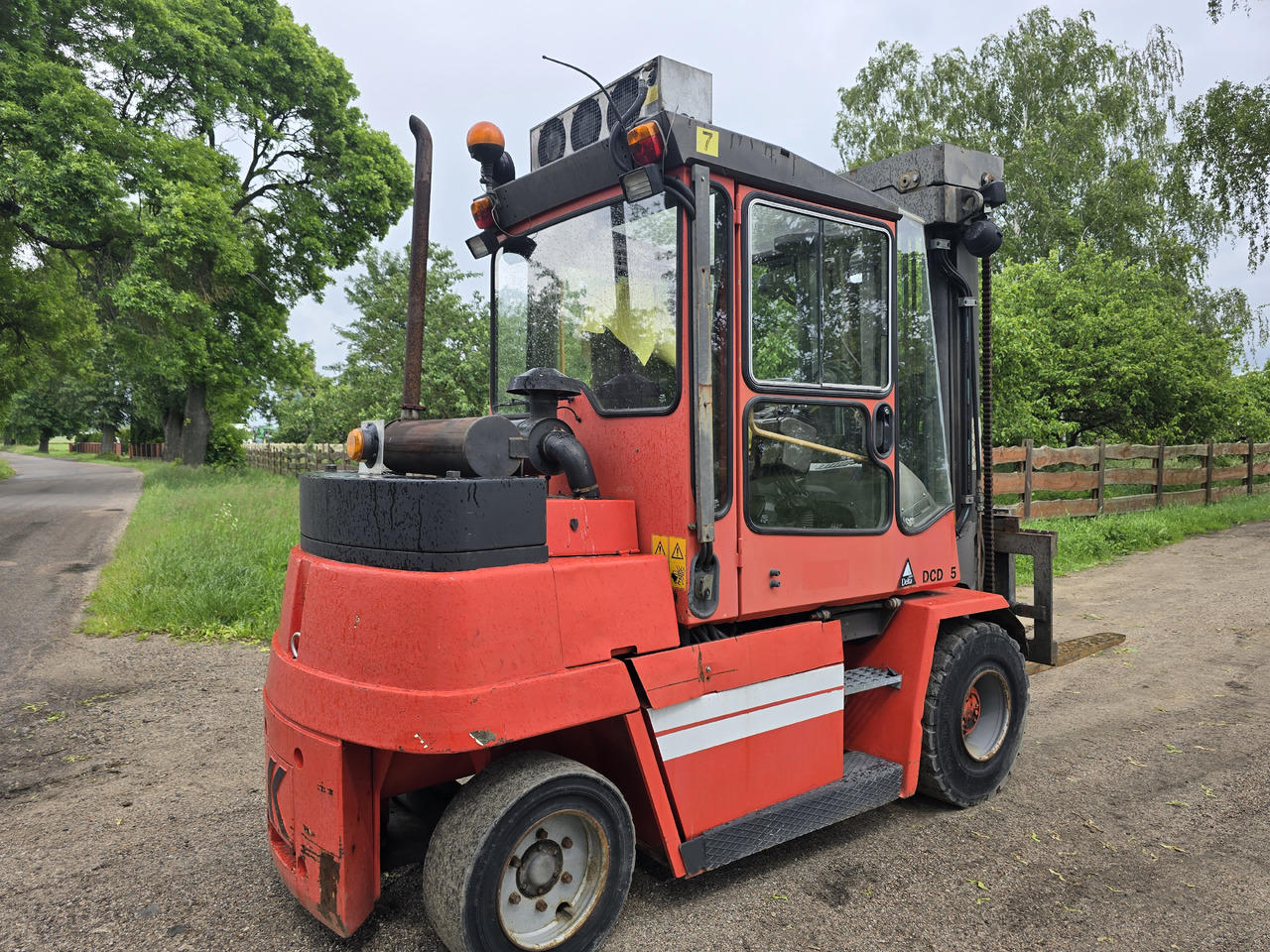 Kalmar DCD 55-6 Triplex - Dízel targonca: 2 kép. Kalmar DCD 55-6 Triplex - Dízel targonca: 2 kép.