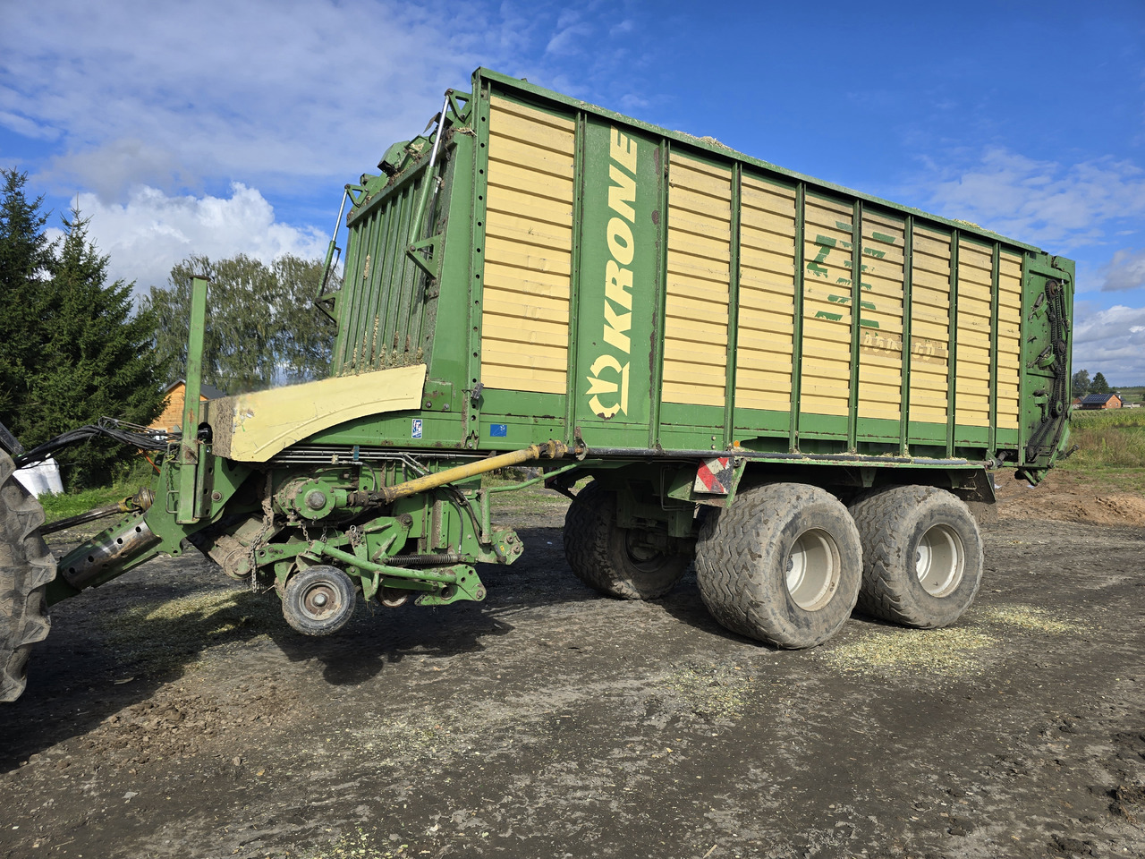 Krone ZX 450 GD - Rendfelszedő: 1 kép. Krone ZX 450 GD - Rendfelszedő: 1 kép.