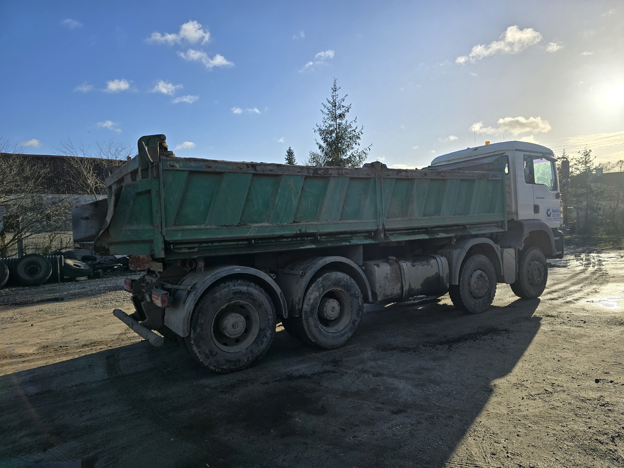 Man TGA 41.360 - Billenőplatós teherautó: 4 kép. Man TGA 41.360 - Billenőplatós teherautó: 4 kép.