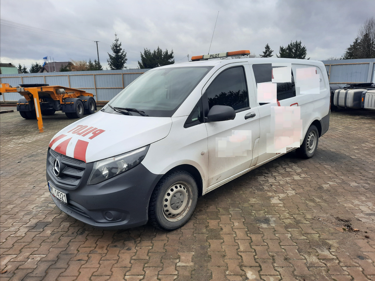 Mercedes-benz Vito - Autó: 1 kép. Mercedes-benz Vito - Autó: 1 kép.