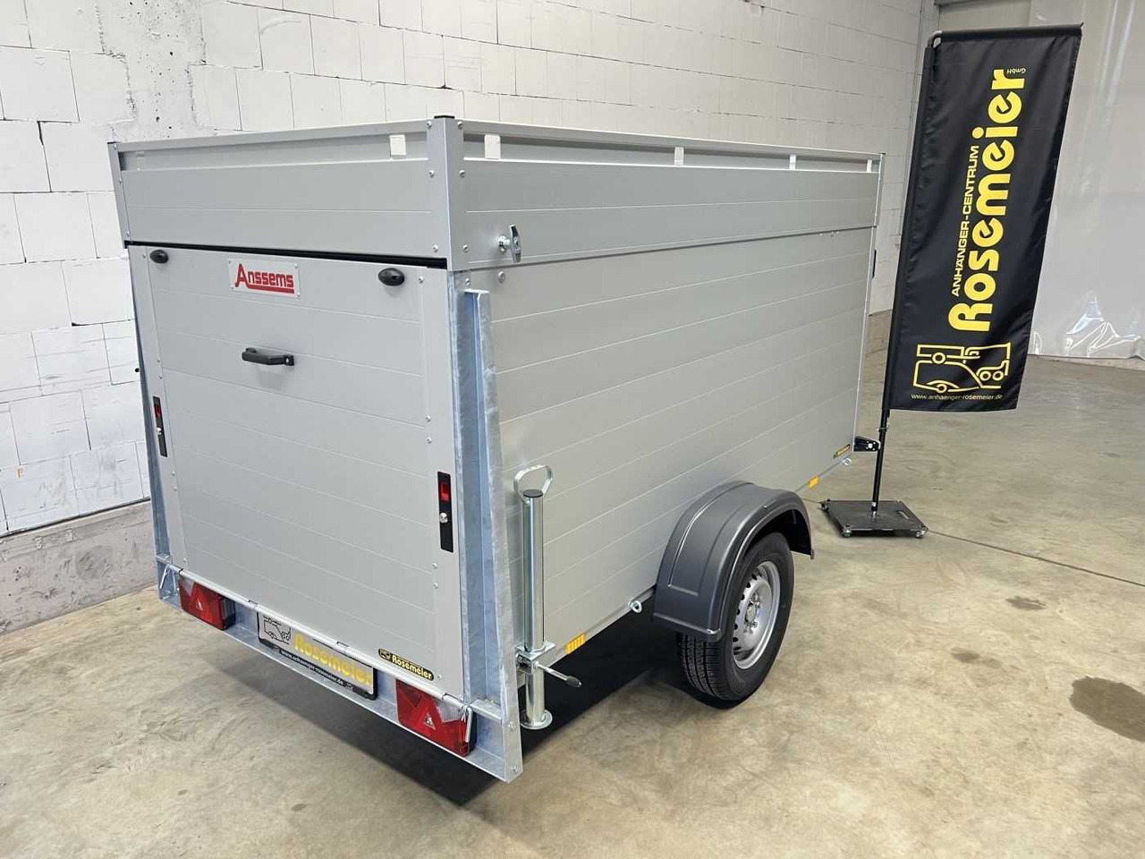 ANSSEMS GTB 1200 VT2 Deckelanhänger - Autó utánfutó: 4 kép. ANSSEMS GTB 1200 VT2 Deckelanhänger - Autó utánfutó: 4 kép.
