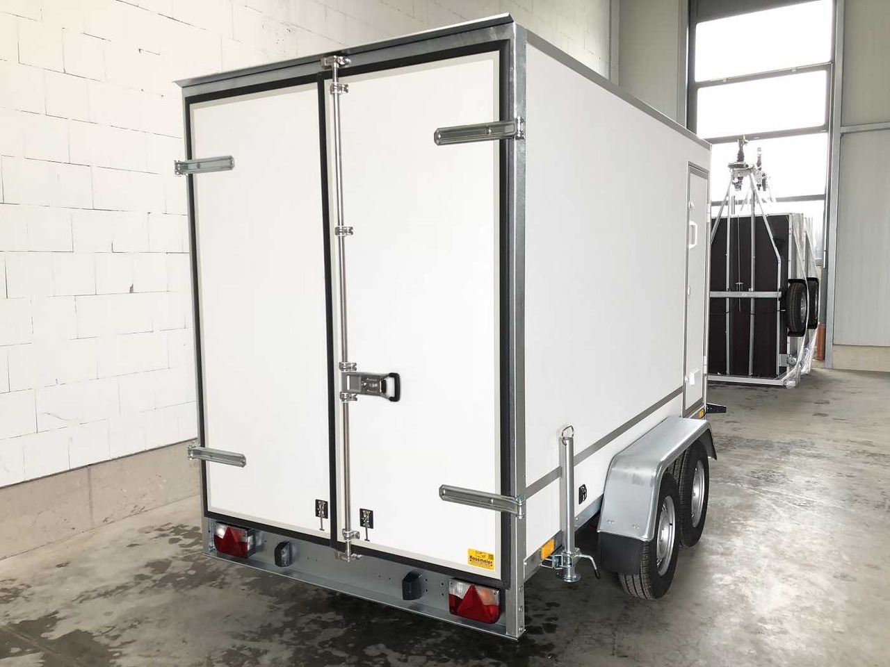 BLYSS F2030HTD Seitentür Kofferanhänger lízing BLYSS F2030HTD Seitentür Kofferanhänger: 27 kép.