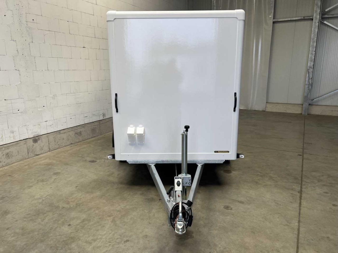 BLYSS FS2030/180HTL Kofferanhänger lízing BLYSS FS2030/180HTL Kofferanhänger: 22 kép.