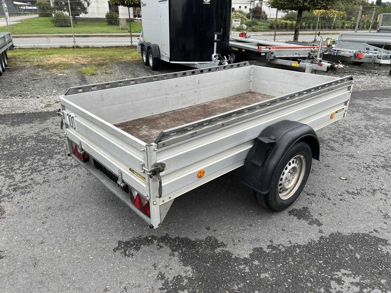 BOECKMANN ALB 2513/13 Kastenanhänger - Autó utánfutó: 3 kép. BOECKMANN ALB 2513/13 Kastenanhänger - Autó utánfutó: 3 kép.