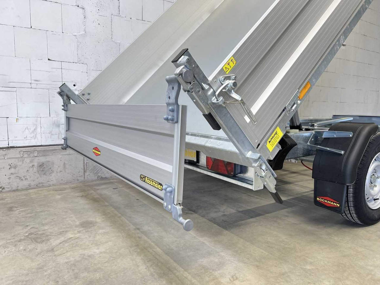BOECKMANN DK-AL 3218/27 P Eco Dreiseitenkipper - Pótkocsi billenőplatós: 4 kép. BOECKMANN DK-AL 3218/27 P Eco Dreiseitenkipper - Pótkocsi billenőplatós: 4 kép.