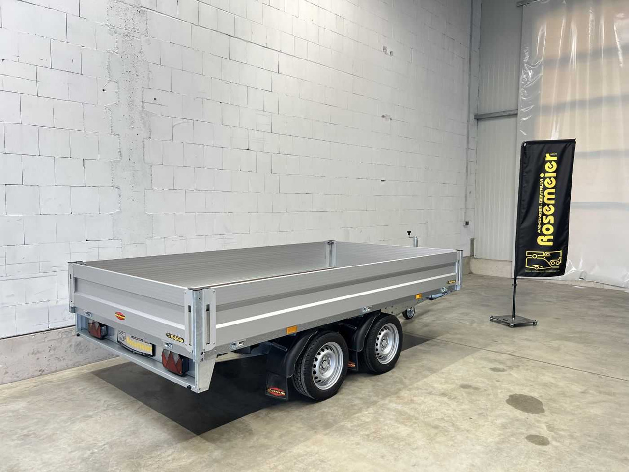 BOECKMANN HL-AL 3218/20 F ECO XXL Hochlader - Platós pótkocsi: 2 kép. BOECKMANN HL-AL 3218/20 F ECO XXL Hochlader - Platós pótkocsi: 2 kép.