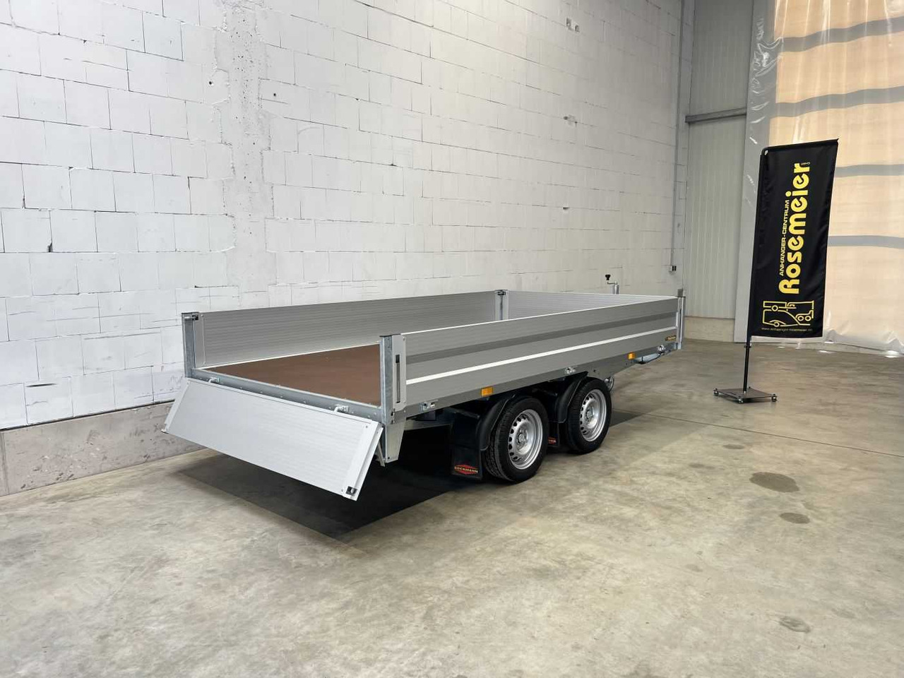 BOECKMANN HL-AL 3218/20 F ECO XXL Hochlader - Platós pótkocsi: 5 kép. BOECKMANN HL-AL 3218/20 F ECO XXL Hochlader - Platós pótkocsi: 5 kép.