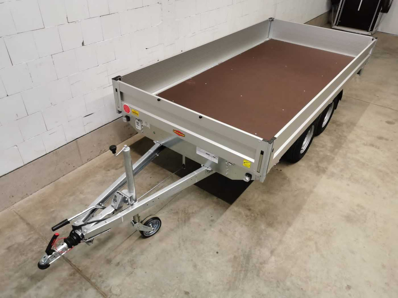 BOECKMANN HL-AL 3718/27 Eco XXL Hochlader - Platós pótkocsi: 3 kép. BOECKMANN HL-AL 3718/27 Eco XXL Hochlader - Platós pótkocsi: 3 kép.