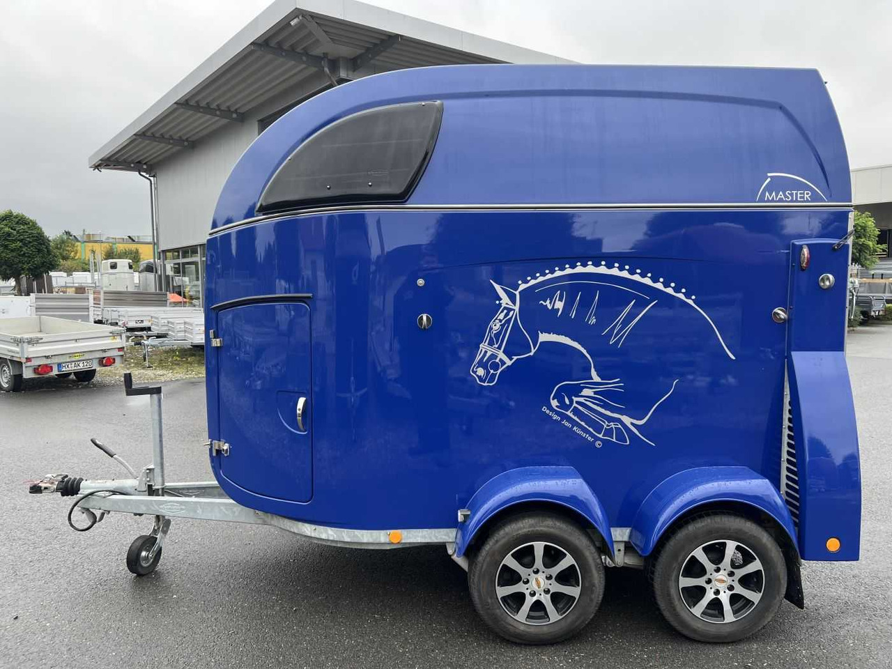 BOECKMANN Master WCF ALF ArtL Pferdeanhänger - Lószállító utánfutó: 2 kép. BOECKMANN Master WCF ALF ArtL Pferdeanhänger - Lószállító utánfutó: 2 kép.