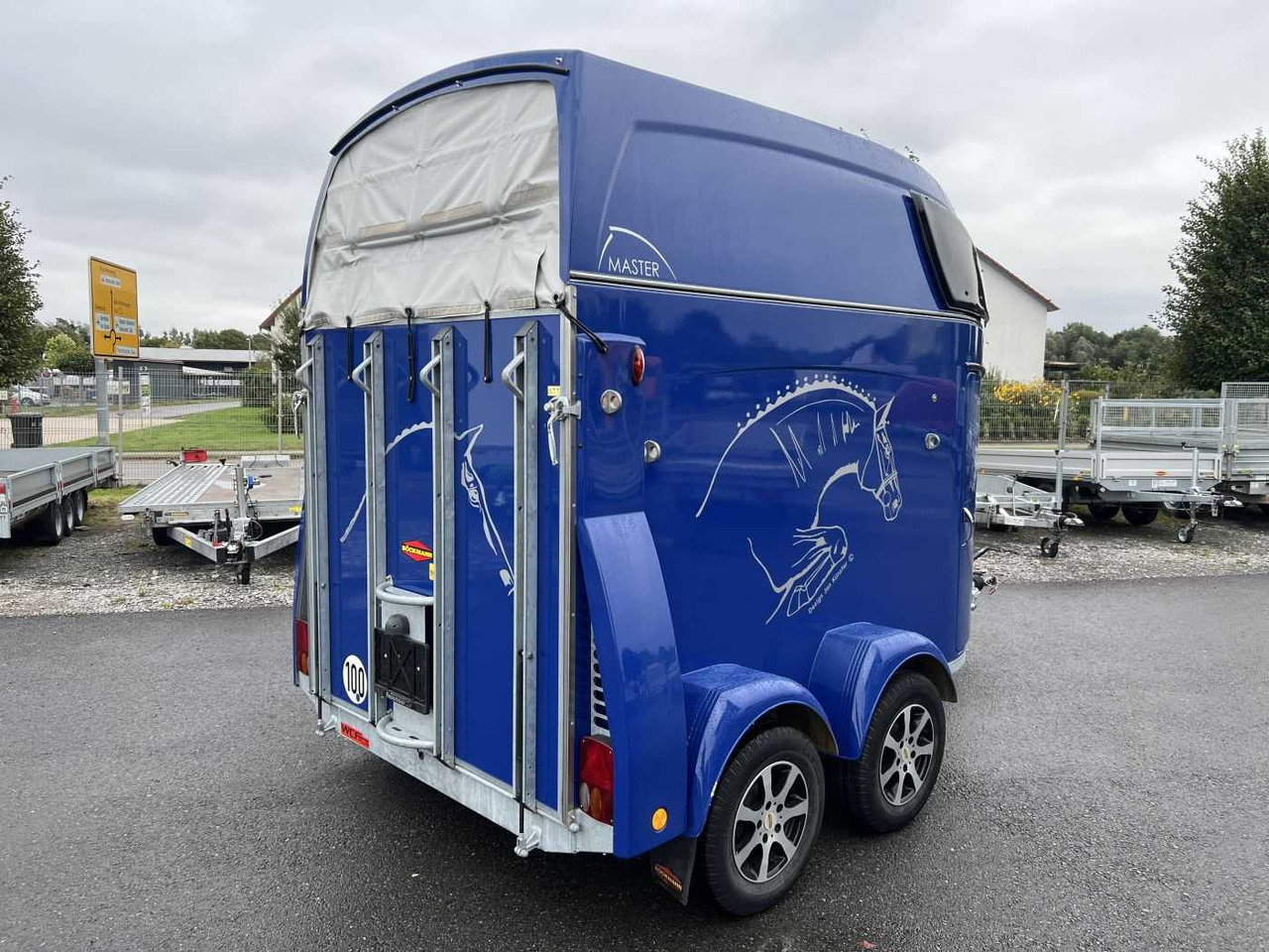 BOECKMANN Master WCF ALF ArtL Pferdeanhänger - Lószállító utánfutó: 4 kép. BOECKMANN Master WCF ALF ArtL Pferdeanhänger - Lószállító utánfutó: 4 kép.